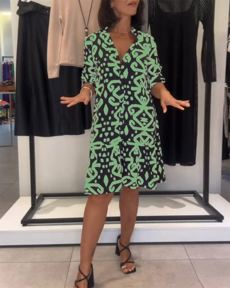 Solène | Elegant V-Neck Printed Dress