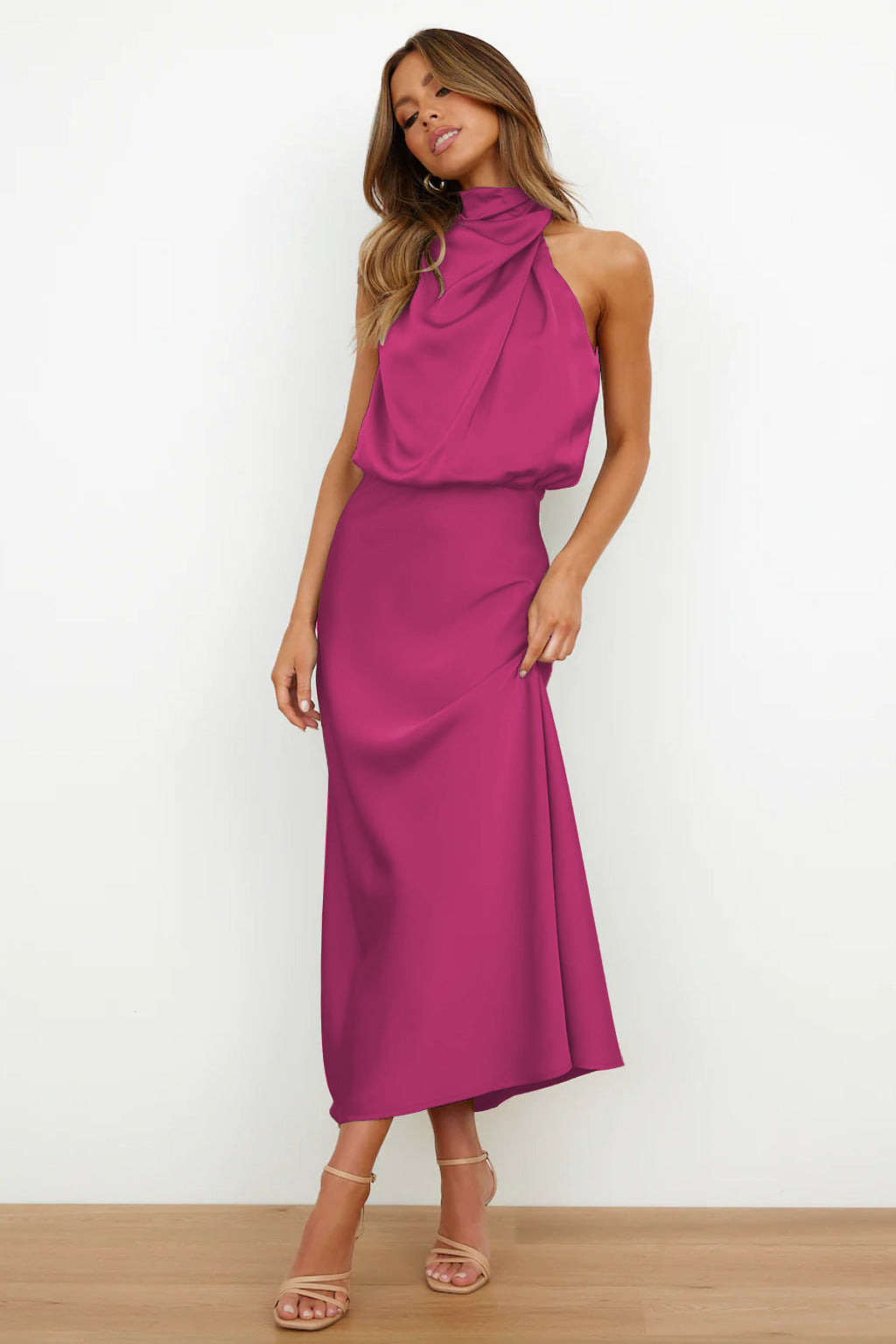 Valeria™ | Long Dress with Halter Neck