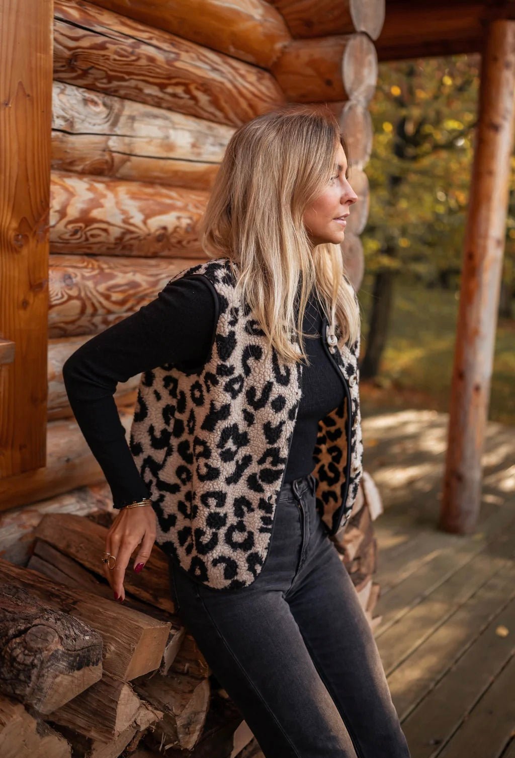 ASTRID™ | The Leopard Knit Waistcoat