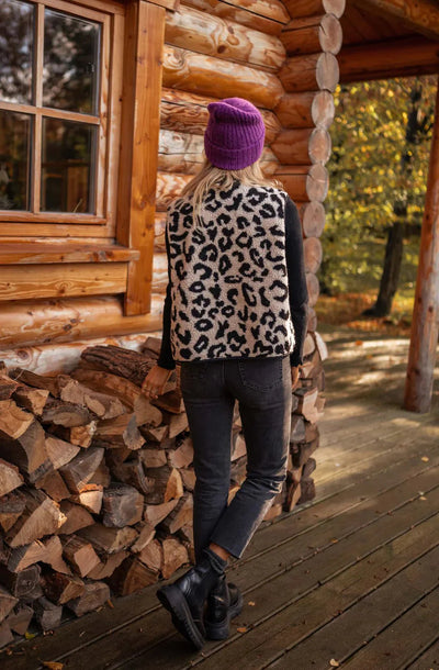 ASTRID™ | The Leopard Knit Waistcoat