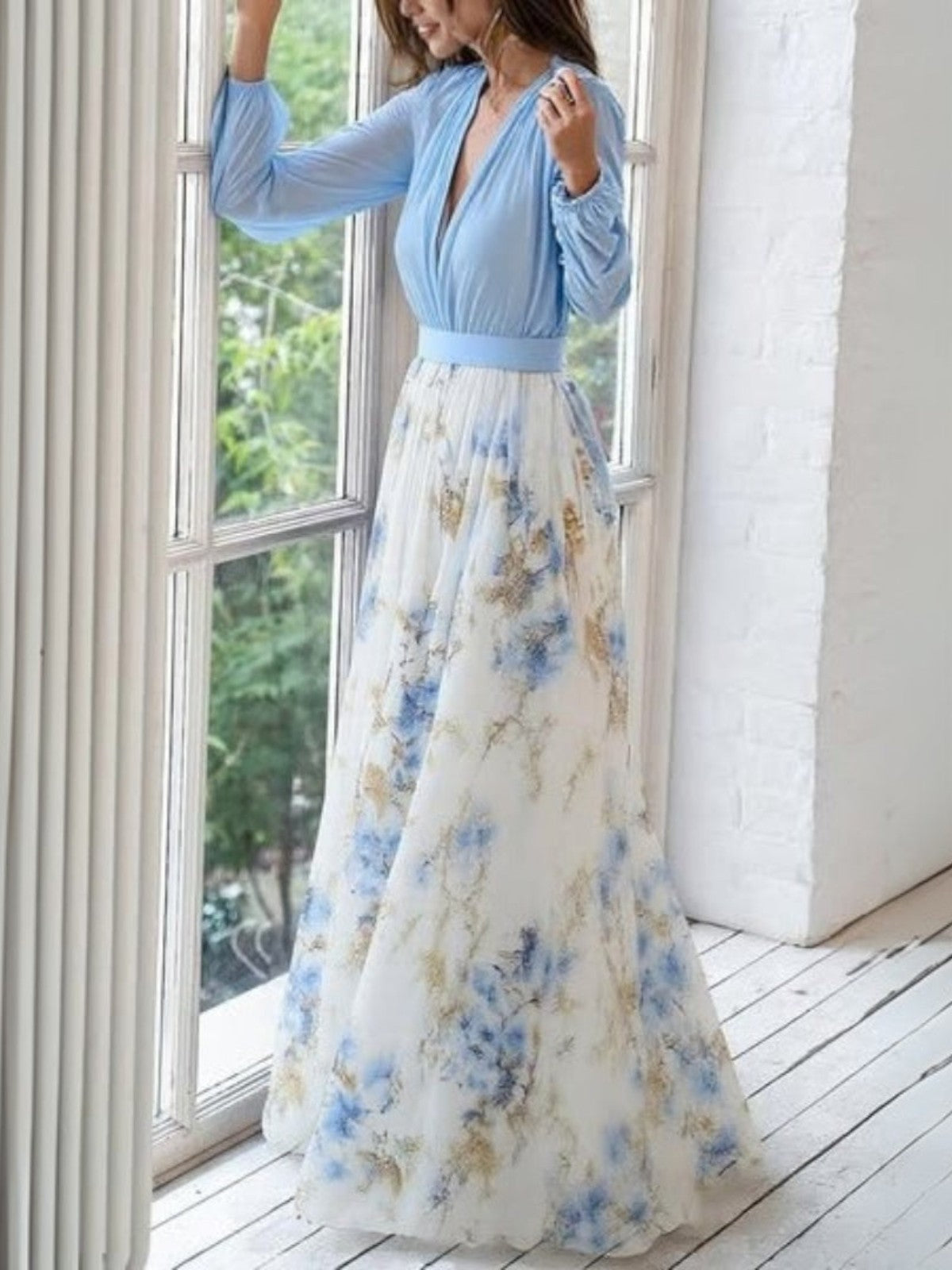 Dolores | Elegant Floral Maxi Dress