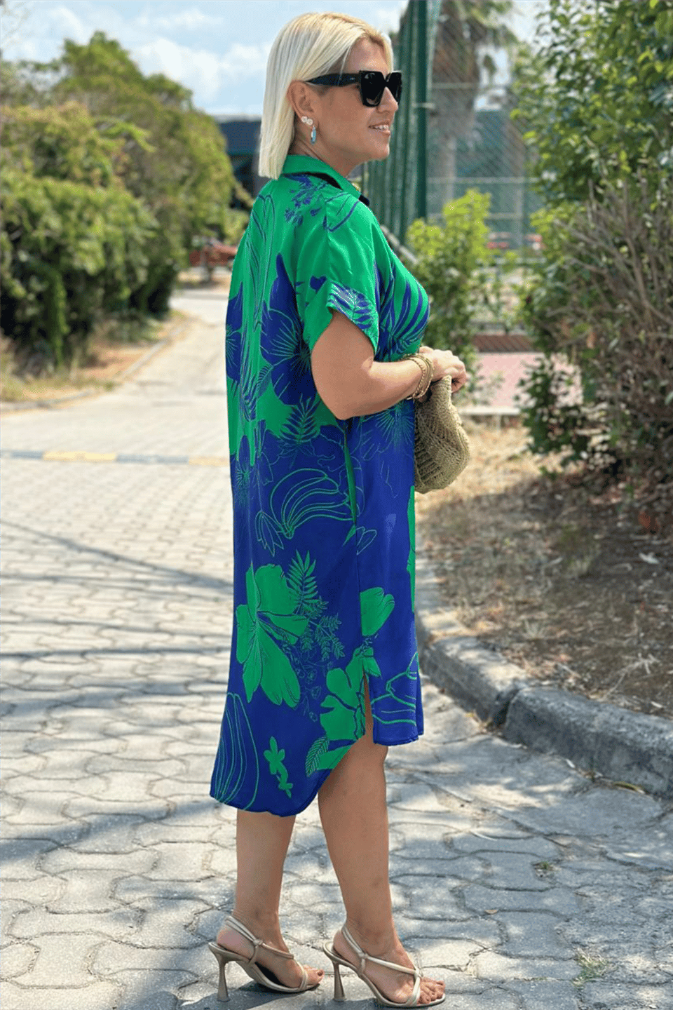 Modehus | Midi Dress with Floral Collar